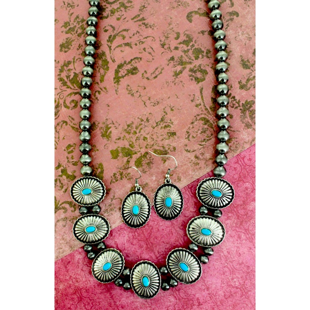 Turquoise Kieran’s Silver Pearl Necklace & Earring set, New!